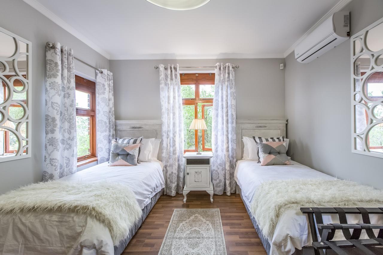 Kambaku @ Sea Bed & Breakfast Седжфийлд Екстериор снимка